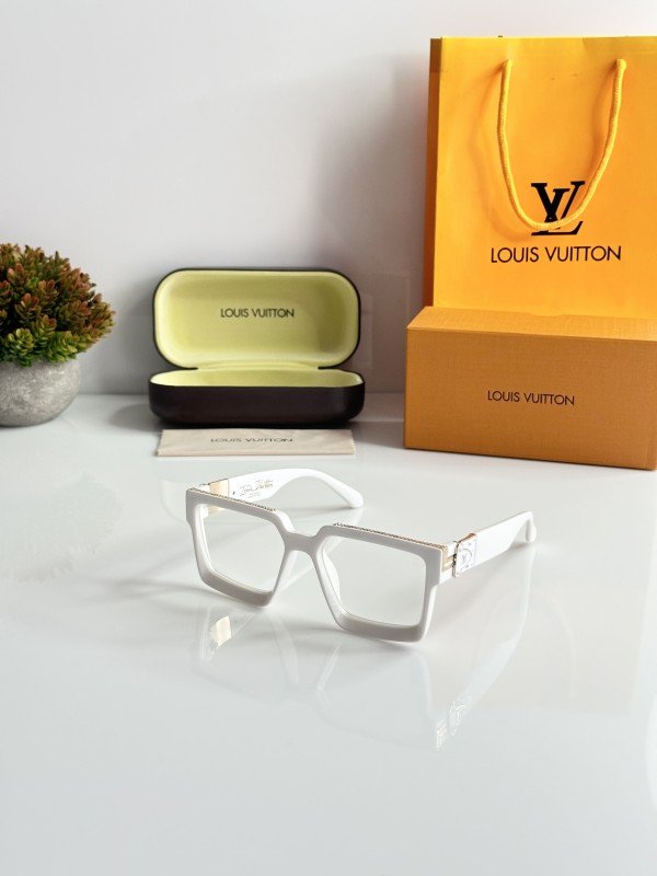 Louis_Vuitton_0993_White_Frame