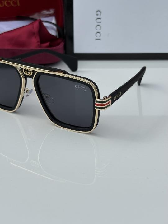 Gucc_i 1295 Gold Black - Image 2